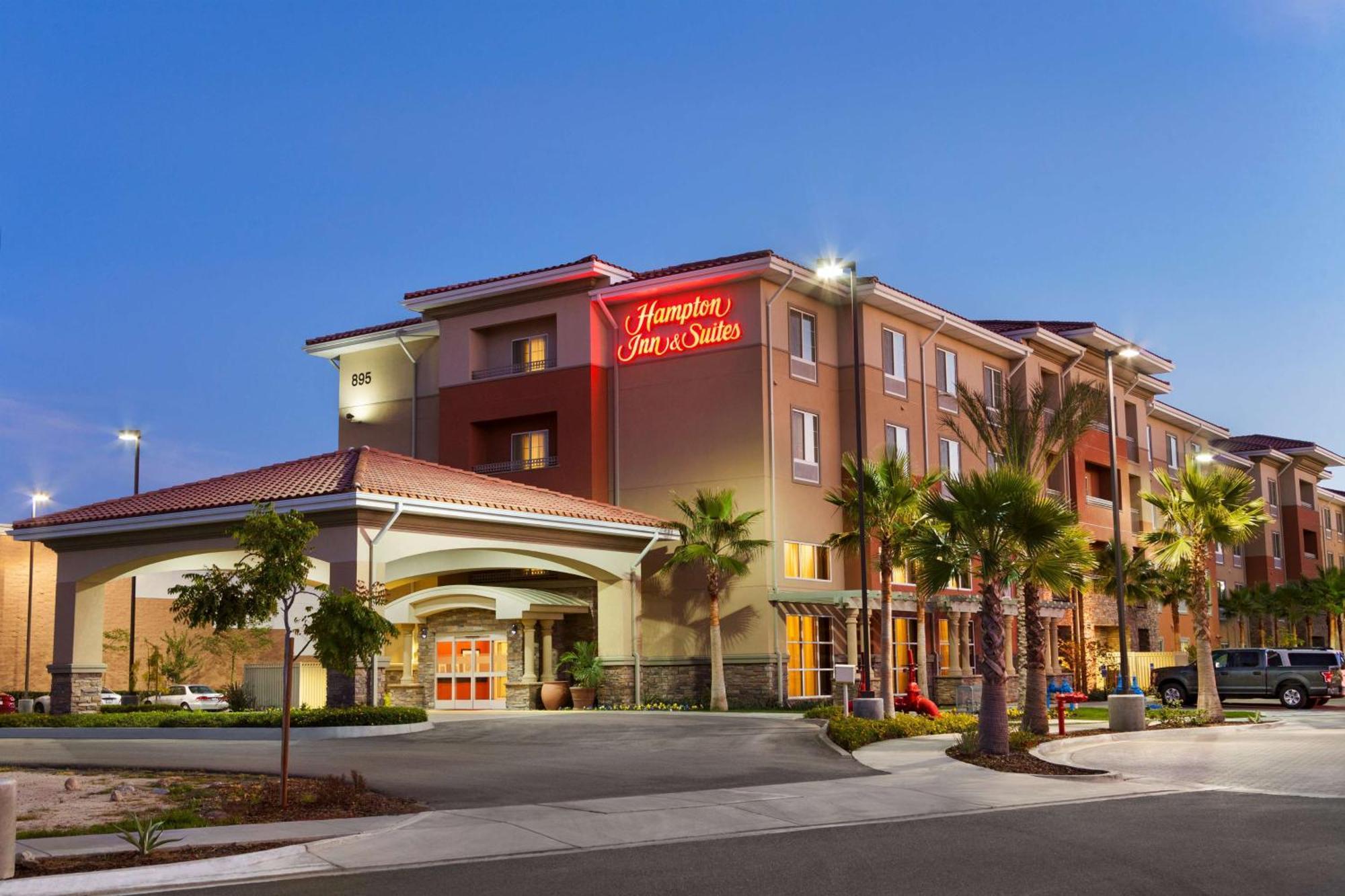 Hampton Inn & Suites San Bernardino Buitenkant foto