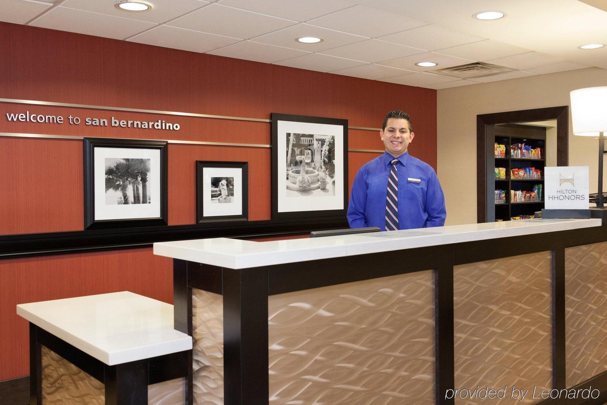 Hampton Inn & Suites San Bernardino Buitenkant foto